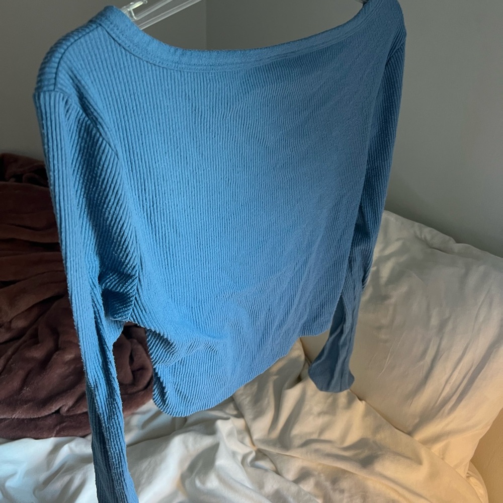 5/$25 Urban outfitters blue lounge button up top - Picture 3 of 3